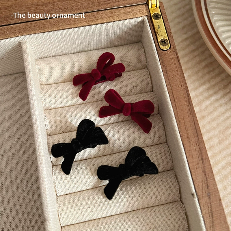 Лук осенью и зимой флокировка небольшая сеть захвата красный 2024 новый diy сломанные волосы челка заколки для волос женский зажим головной убор