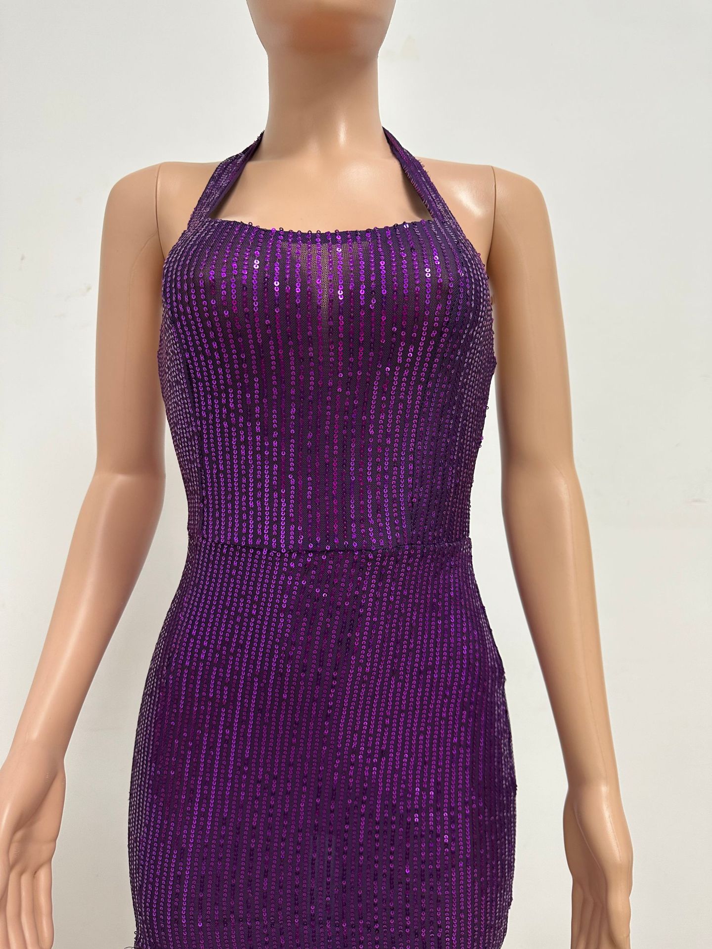 350g Weight Maxi Long Dress Dress Length Type Sleeveless Sleeve Length Party Dress Dresses Type Spandex, Polyester Fabric Type High Waist Waist Line Banquet, Party Occasion Halter Neck Neckline Slim Fit Type Solid Color Pattern Summer, Spring, Autumn Season Women's Gender Sequins Design Elegant, Sexy Style Wholesale Women's Elegant Sexy Sequins Solid Color Banquet Party Halter Neck Sleeveless Party Dress 46
