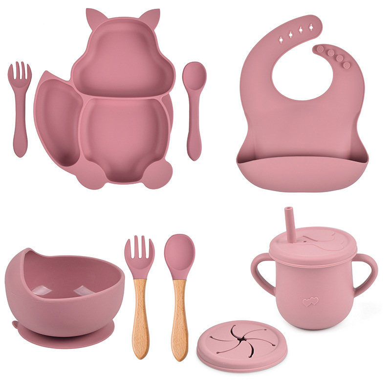 婴儿辅食硅胶餐具套餐儿童硅胶吸盘碗宝宝勺子一体式餐盘厂家批发