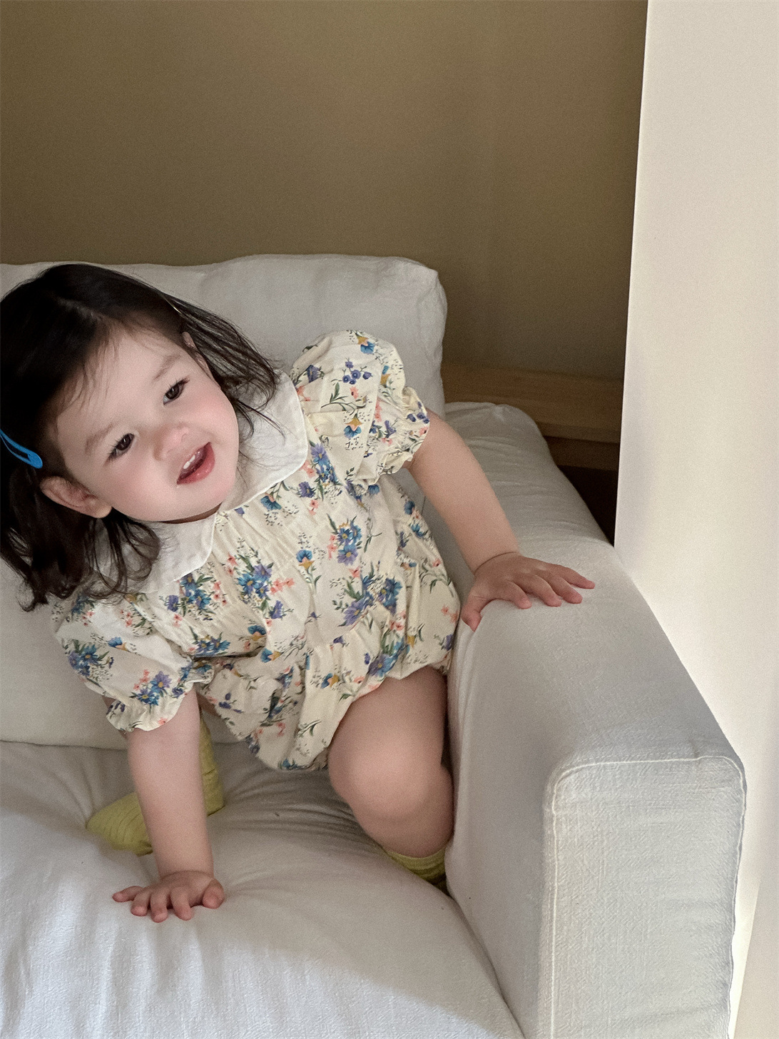 Vestido floral para bebé Ropa de bebé Estilo fino de verano Ropa para niños coreanos Ropa para niñas Ropa de una pieza de verano 2025 image 4