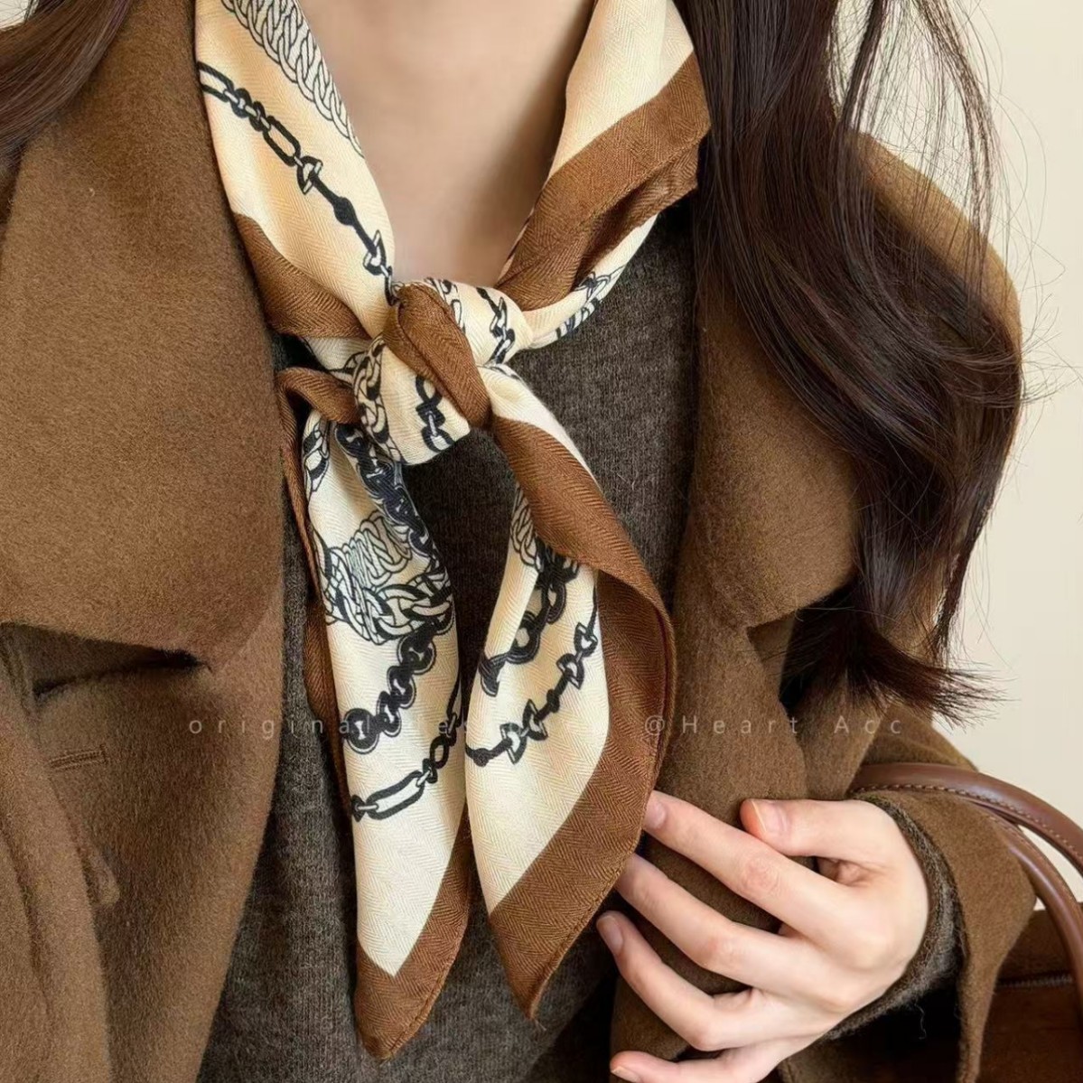 70 bufandas de seda bufandas cuadradas de alta calidad de moda coreana versátil bufandas de impresión retro de seda profesional