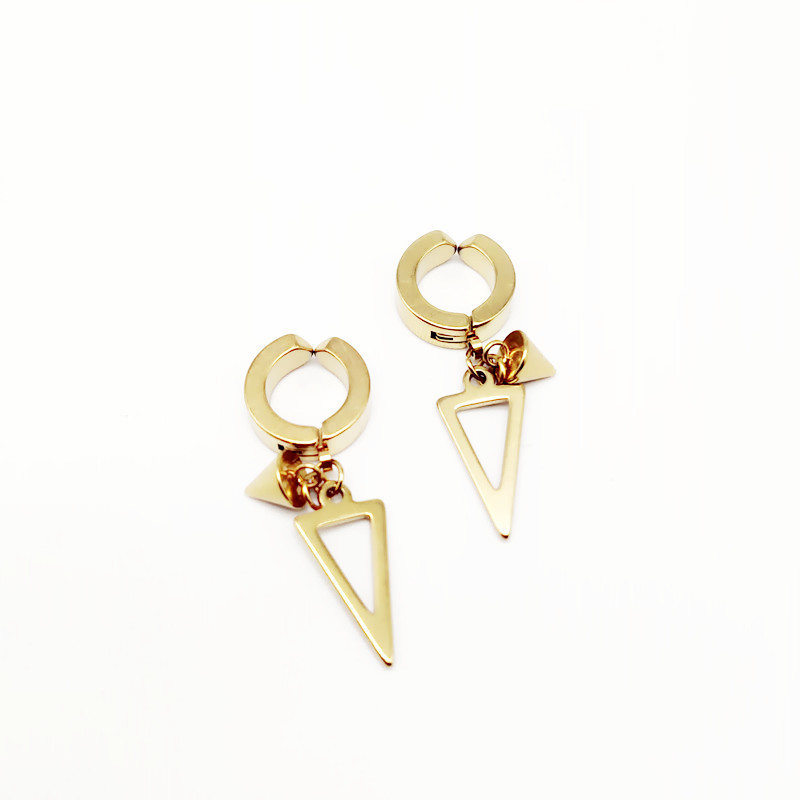 Directo de fábrica corto triángulo puntiagudo cono oído clip personalidad sin oreja hebilla solo moda hombres calle Corea del Sur pendientes