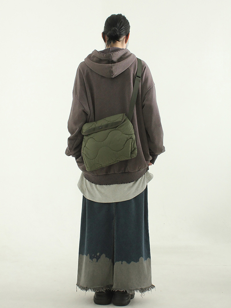 localmansion Nylon Small Wave Quilting Diamond-patterned Shoulder Crossbody Bag_voghion.com