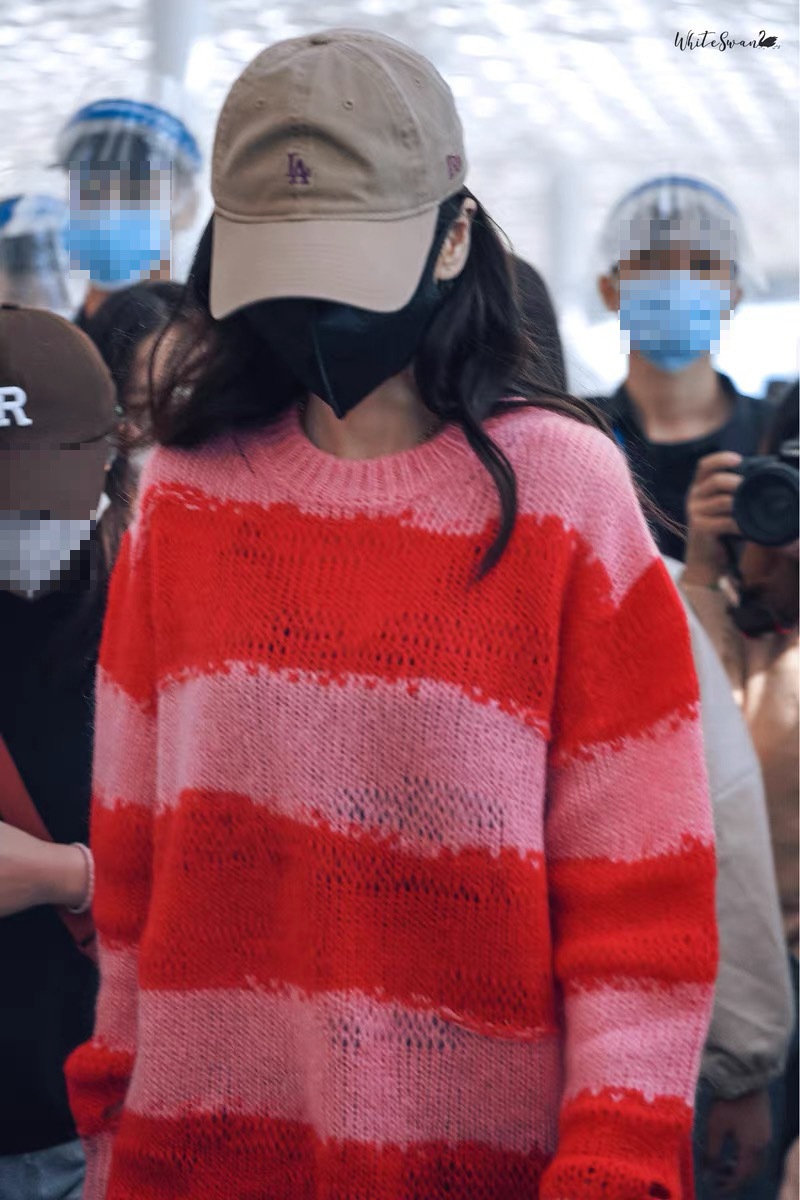 Women's New Mohair Sweater Image 2