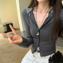 美式复古条纹拉链连帽卫衣外套女装潮2025秋季新款修身显瘦短上衣