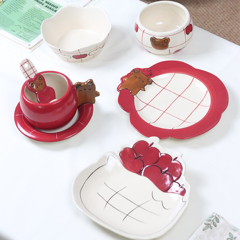 Creative Cartoon Apple Bear Series Ceramic Tableware Set for Home Use, Single Person Dining Bowl, Plate, and Cup Combination Wholesale Creative Cartoon Apple Bear Series Ceramic Tableware Set for Home Use, Single Person Dining Bowl, Plate, and Cup Combination Wholesale