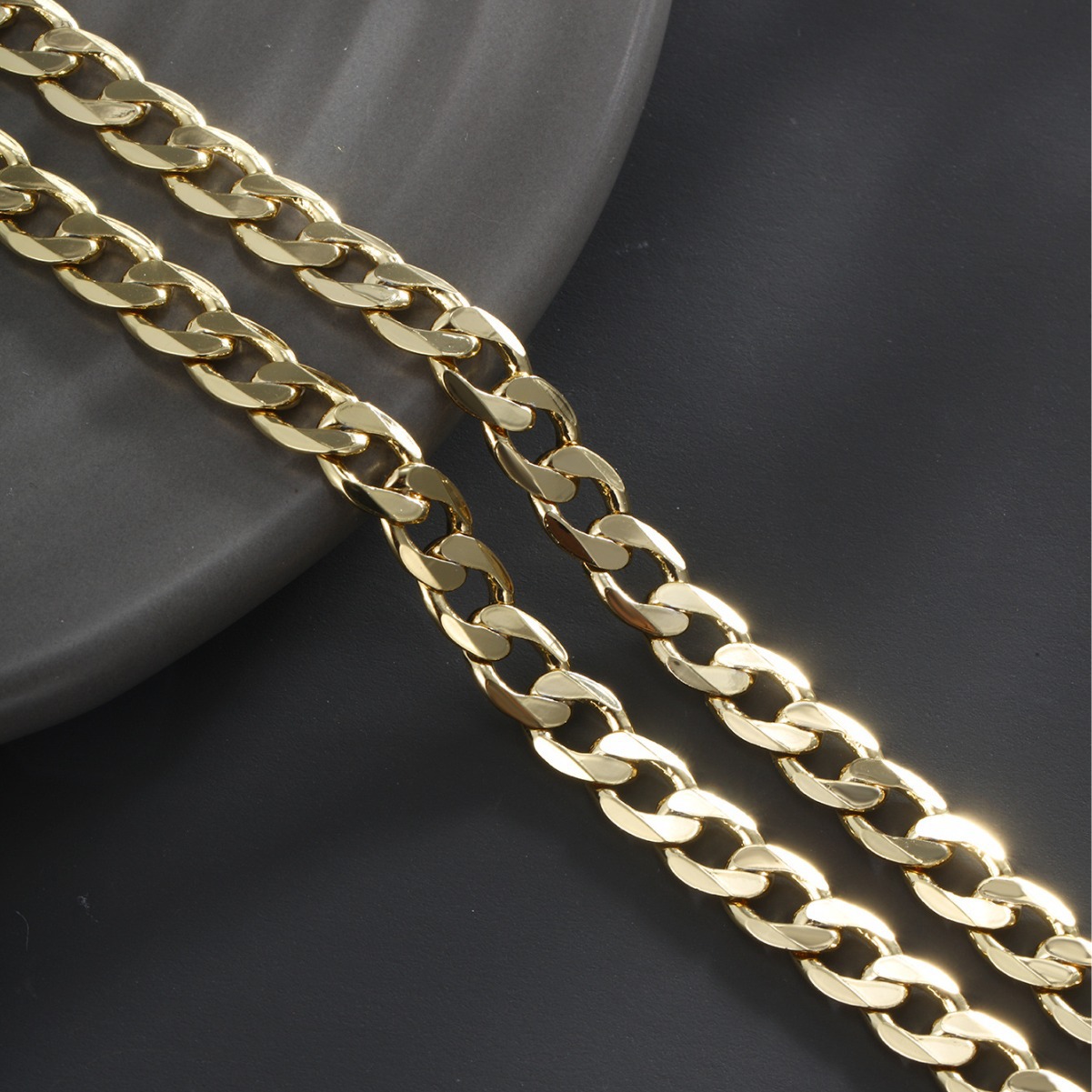 Collar de Cadena Cubana de Aleación de Cobre, Estilo Hip-Hop Europeo y Americano, para Hombre, Personalidad Audaz, Cadena Gruesa, Venta al por Mayor, Joyería Xuping