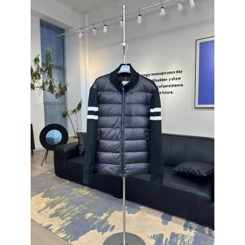 M brand double-stripe knitted stand-up collar striped wool patchwork jacket Moncler lightweight down jacket for men and women high-end M brand double-stripe knitted stand-up collar striped wool patchwork jacket Moncler lightweight down jacket for men and women high-end