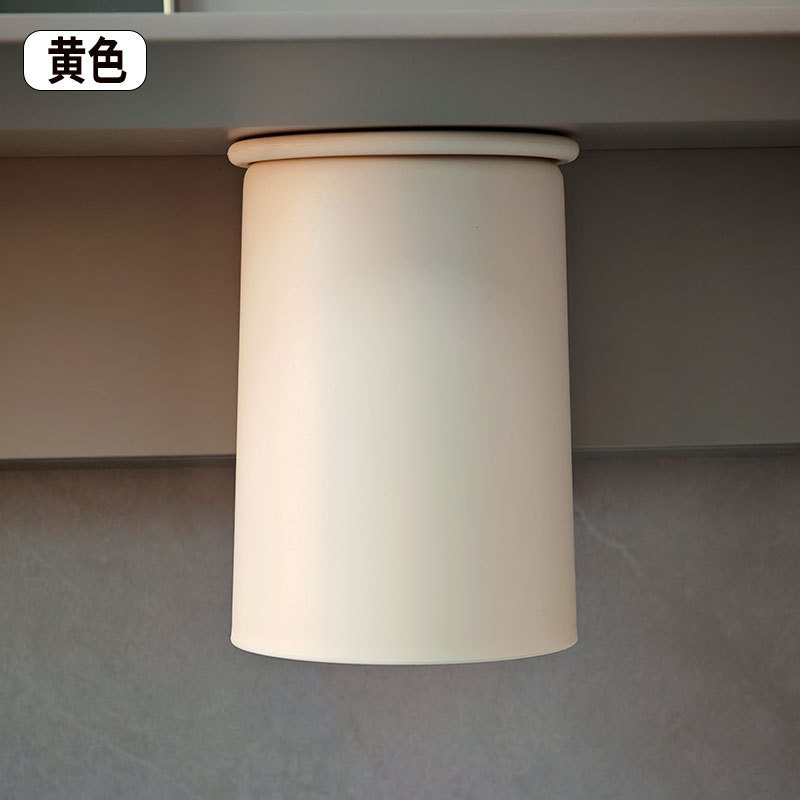 鏡の戸棚の下の磁気吸ううがいのコップの歯ブラシのコップの家庭は穴を開けないでください。|undefined