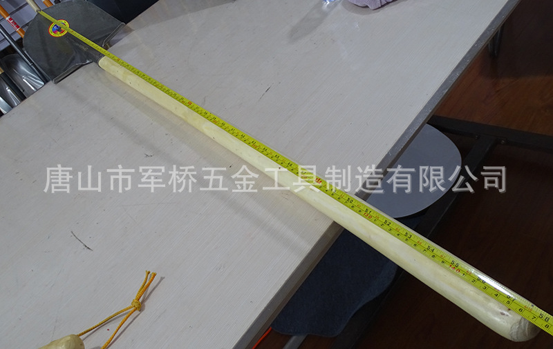 厂家现货批发锰钢尖头铁锹长木柄铁锹家用钢锹钢锨