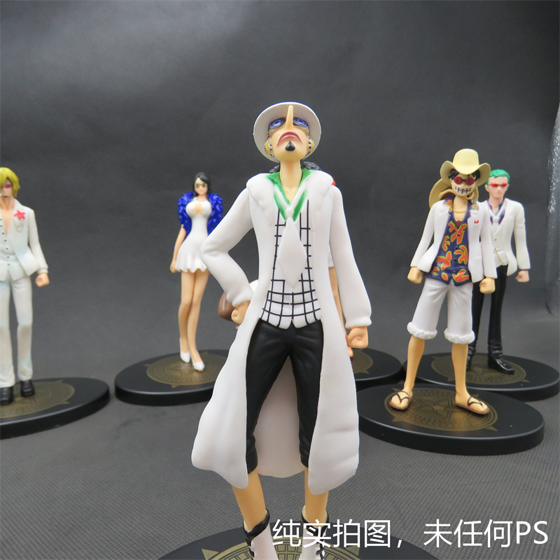 Uno de los piratas muñeca de oficina modelo de pastel decoración Q versión Luffy Sauron Ace Sanji Joba conjunto completo de anime