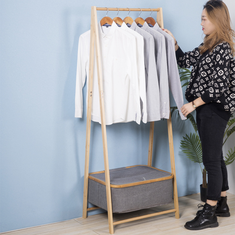 Ropa percha piso dormitorio percha portátil hogar sala de estar Internet celebridad luz percha de ropa de lujo simple perchero