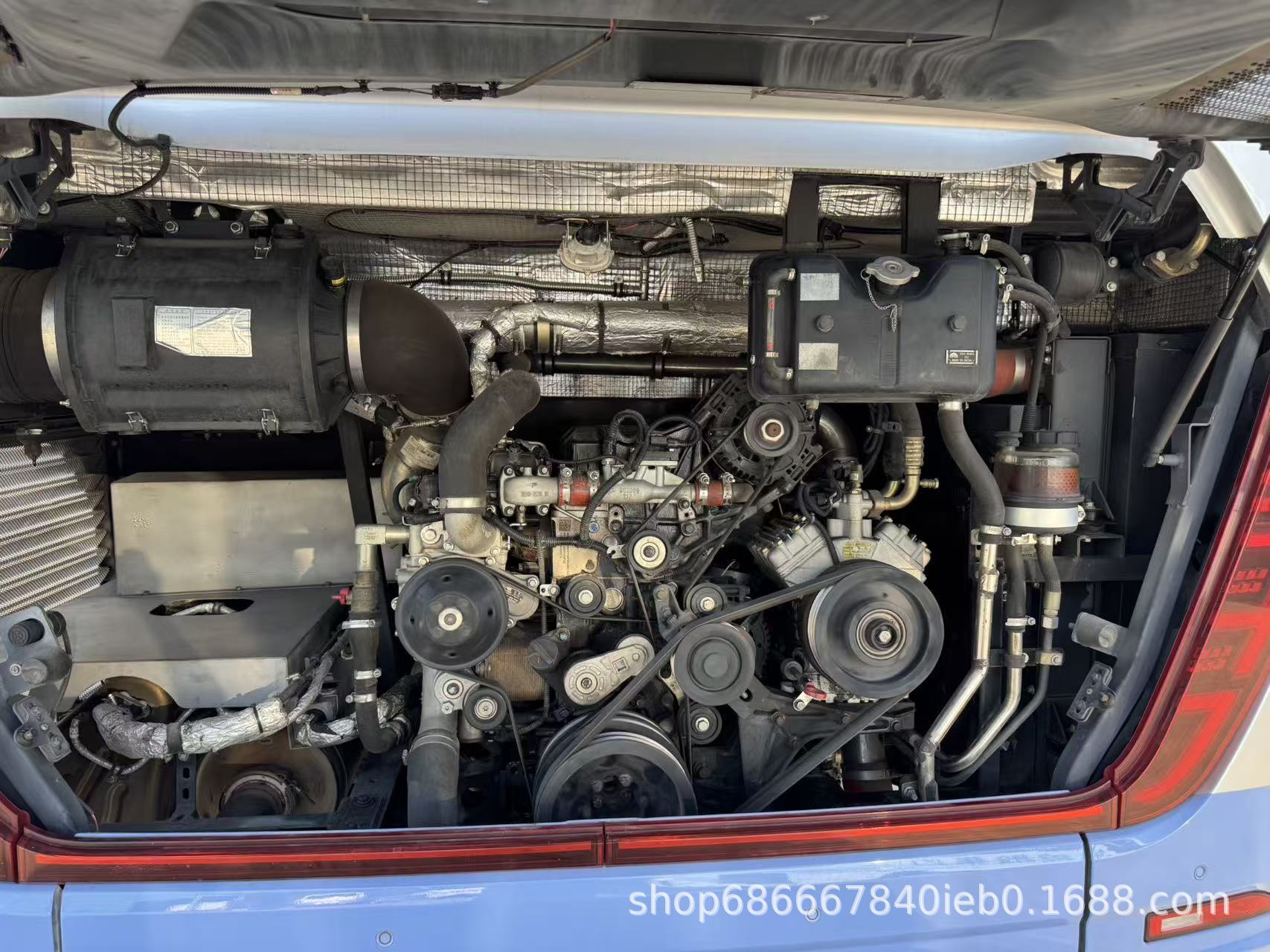 Export to Africa of Yutong, King Long, King Travel Medium and Large Passenger Buses, Toyota Business Buses, and Other Vehicles