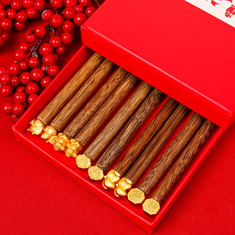 Comida de madera de ala de pollo 4