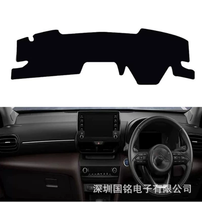 Toyota Yaris 2010-2023 mərkəzi konsol panelinin işıq keçirməyən matı