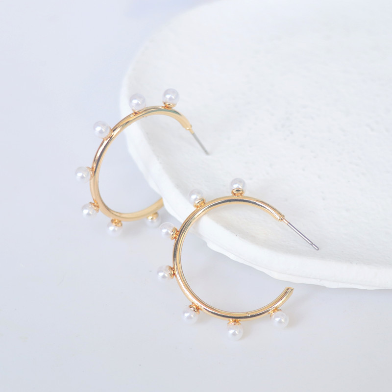 1 Pair Fashion C Shape Plating Alloy Artificial Pearls Hoop Earrings display picture 3