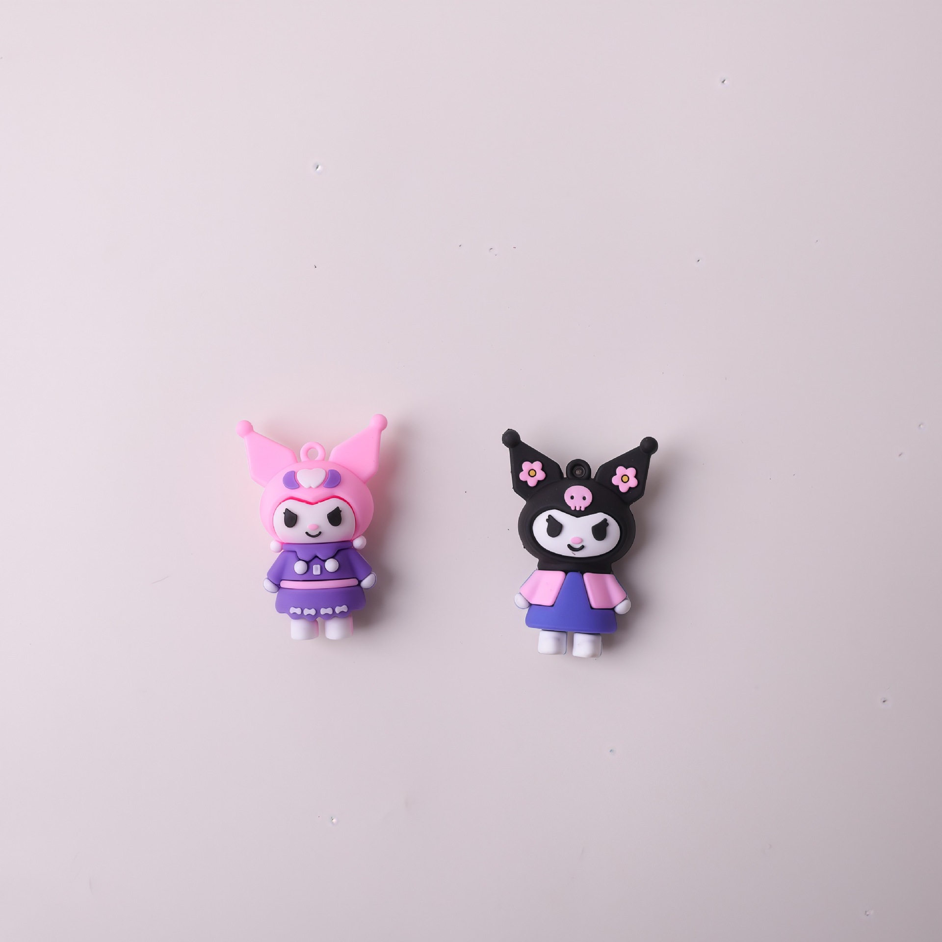 Inventario de dibujos animados llavero de goma blanda muñeca regalos bolsos lindos colgantes muñecas accesorios de souvenir fábrica al por mayor image 7