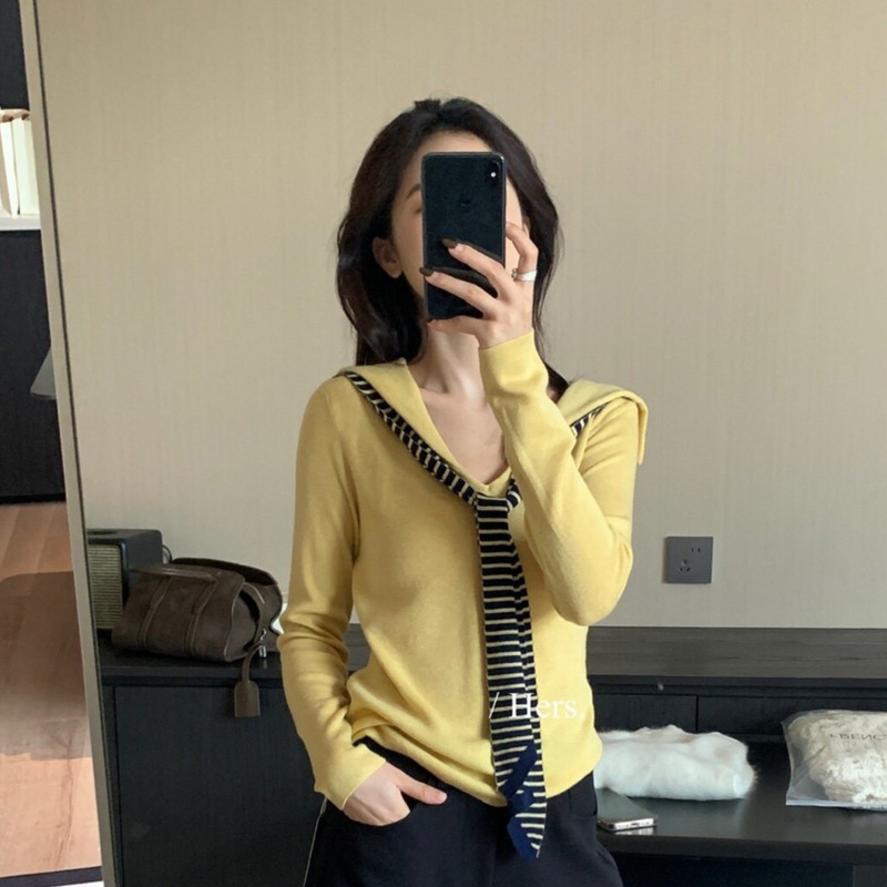 Hers Sweet Autumn Korean College Style Fake Two-Piece Slim Fit V-Neck Long Sleeve Knit Sweater 92401 Hers Sweet Autumn Korean College Style Fake Two-Piece Slim Fit V-Neck Long Sleeve Knit Sweater 92401
