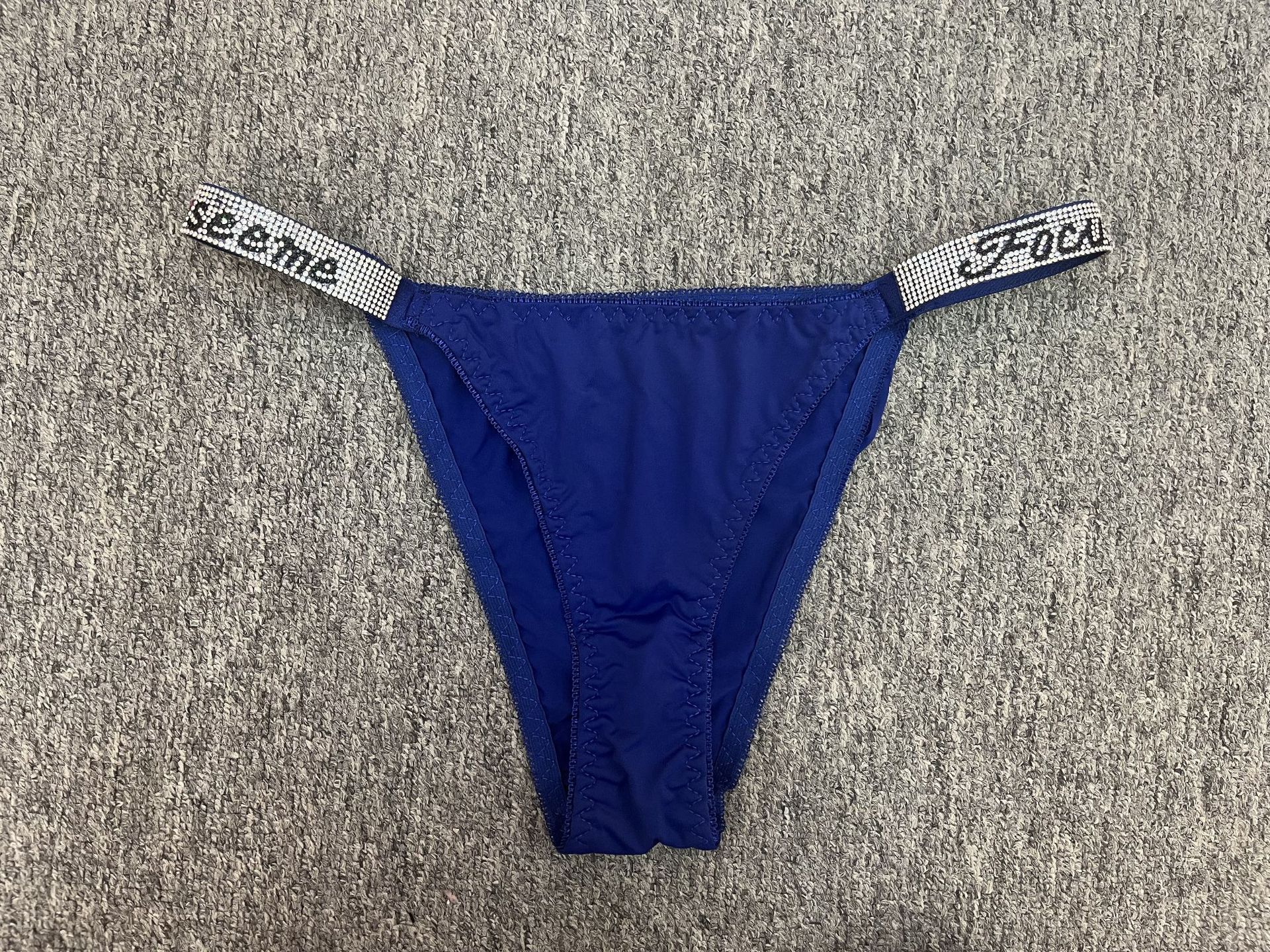 Ropa interior antibacteriana rusa con diamantes de imitación, bragas de talla grande, tanga sexy de cintura baja que levanta la cadera, antibacteriana y transpirable