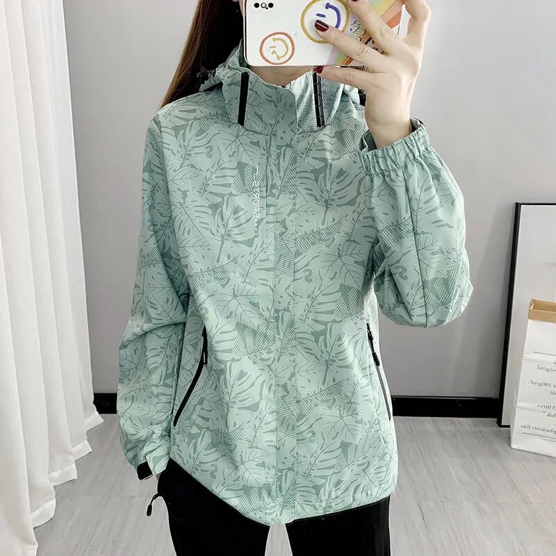 2026 New Men's and Women's Camouflage Outdoor Windbreaker Jacket, Windproof and Waterproof Thin Jacket Wholesale