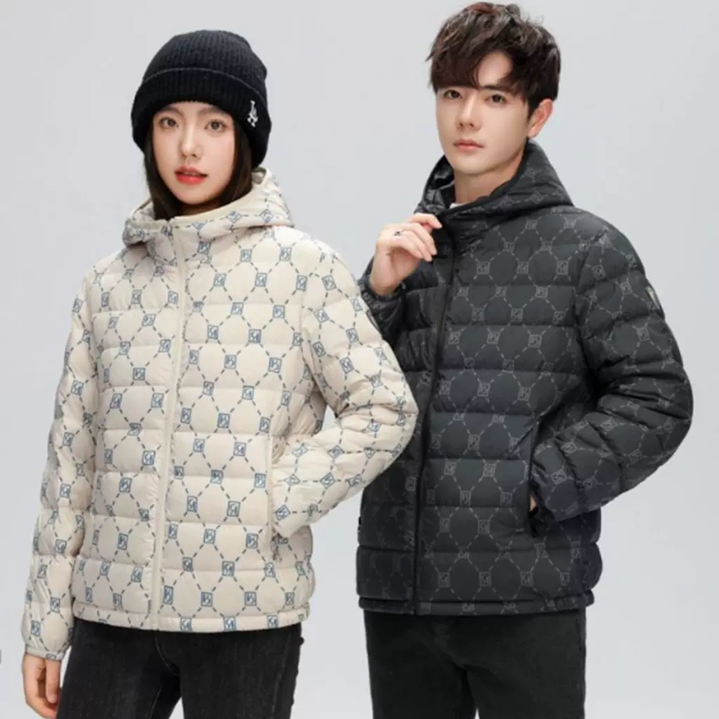 90鸭绒羽绒服情侣新品短款2024秋冬连帽时尚印花男女同款轻暖外套