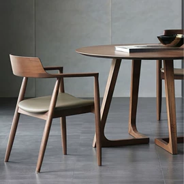 沙发椅;餐椅;餐边柜