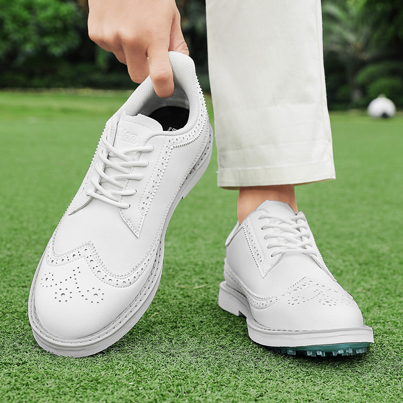 2025 새로운 전문 골프 신발 고품질 남성 캐주얼 신발 로우 탑 비즈니스 가죽 신발 영국 유행 신발