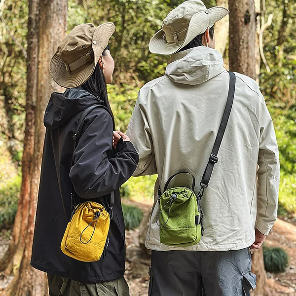 Outdoor hiking portable water bottle bag, shoulder bag, crossbody small bag, sports phone bag, multifunctional portable small bag