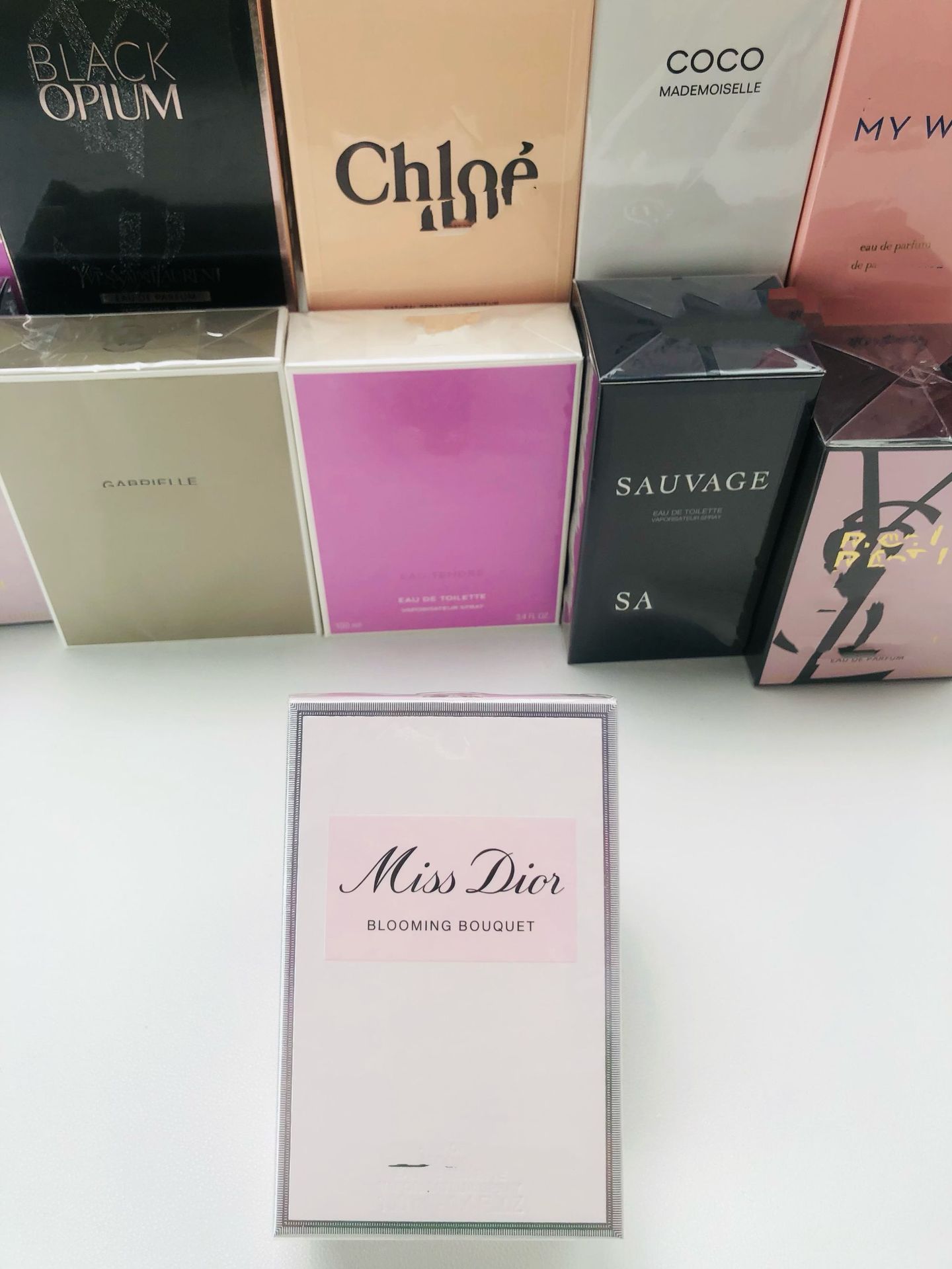 Big-name temporary withdrawal of perfume/true self/blue/pink encounter/green encounter/