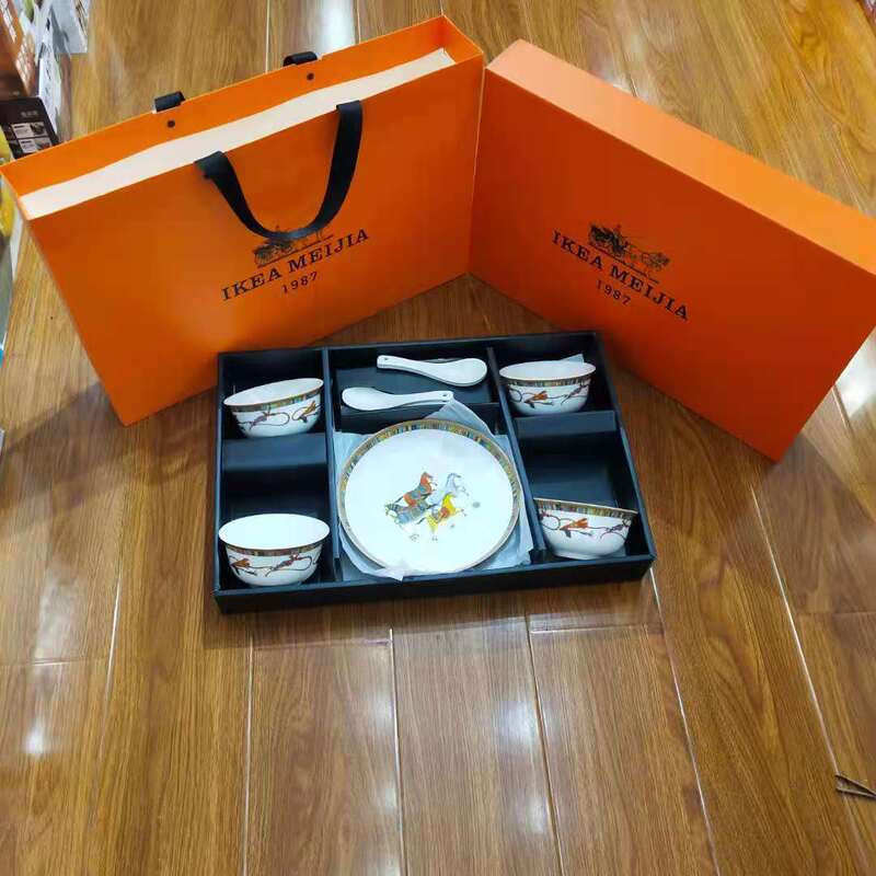 Four Bowls, Four Spoons, Two Plates, Tableware Set, Opening Event, Tableware, Gift Box, Tableware Wholesale