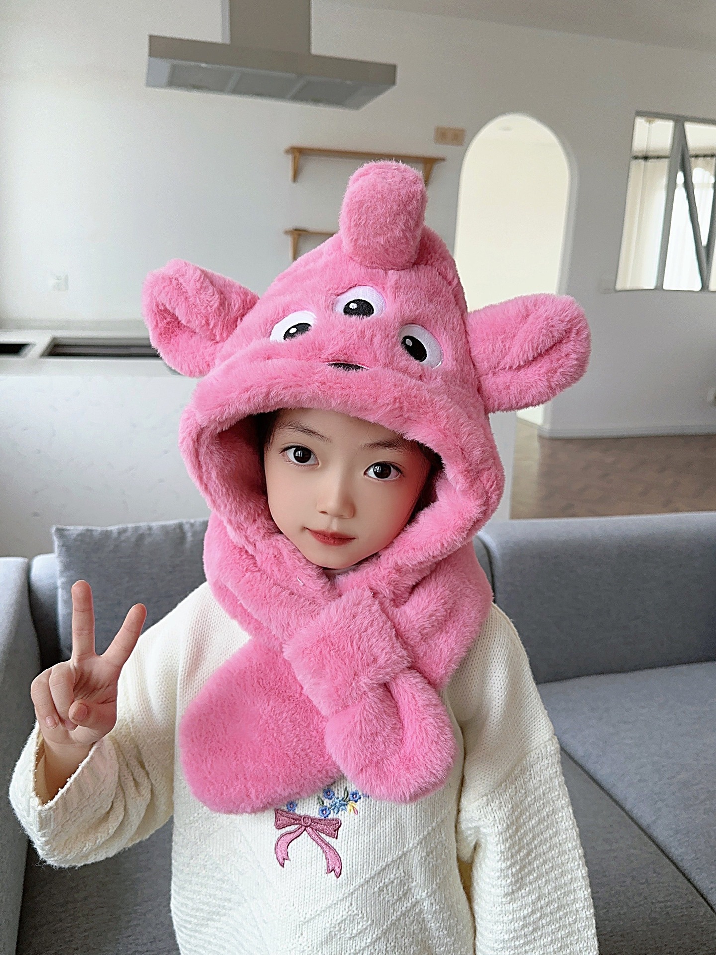 세 개의 눈 장미 빨간색