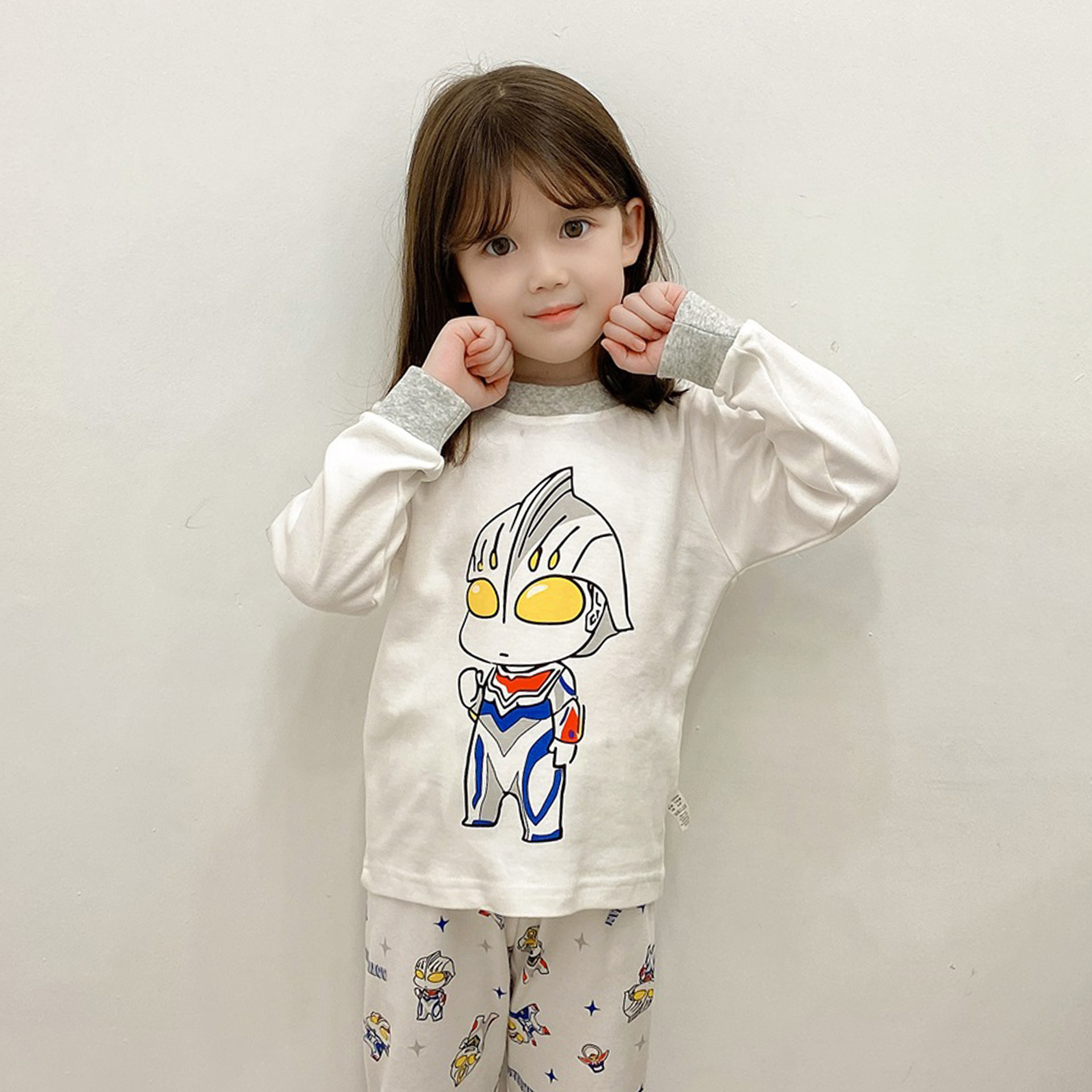 模特_0006_组 2（合并）.jpg