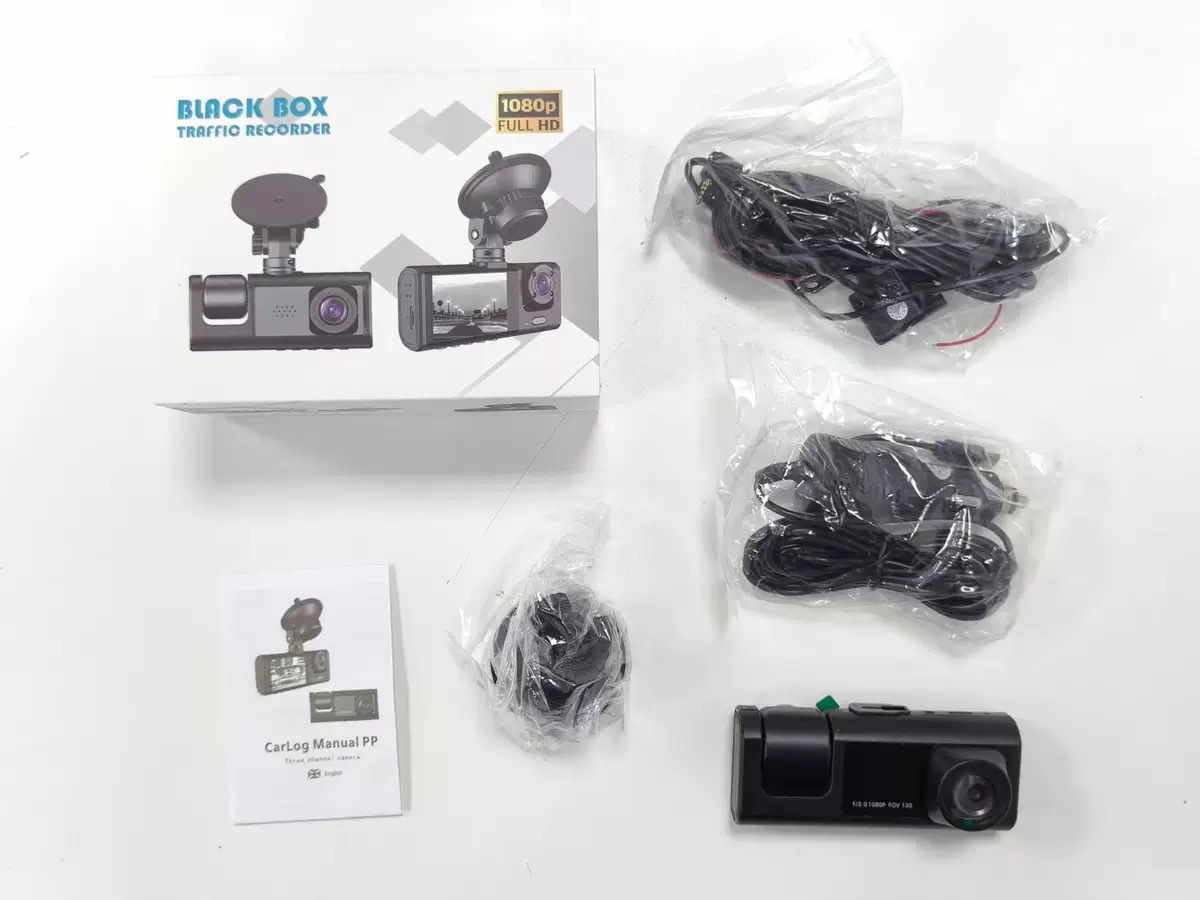 Cross-Border 3-Lens Video Driving Recorder, High-Definition 1080P, Simultaneous Recording of Front, Interior, and Rear of the Vehicle, Multi-Language Support