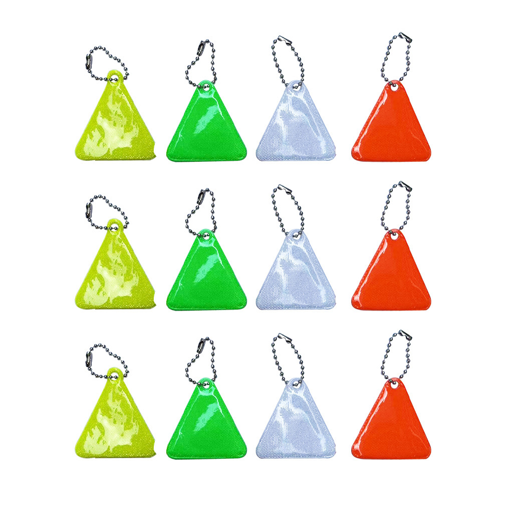 Colgante reflectante transfronterizo de seguridad infantil de dibujos animados en forma de triángulo llavero