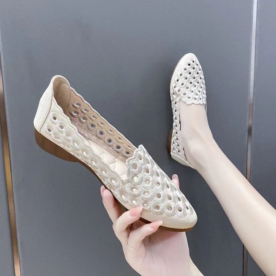 2022 여름 새로운 자수 중공 쇠고기 단독 캐주얼 작은 신발 유행 한국 복고풍 운동화 인터넷 연예인