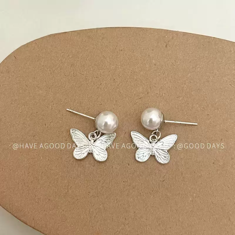 s925银针耳饰女气质蝴蝶珍珠耳钉女小众设计感灵动气质金属蝴蝶