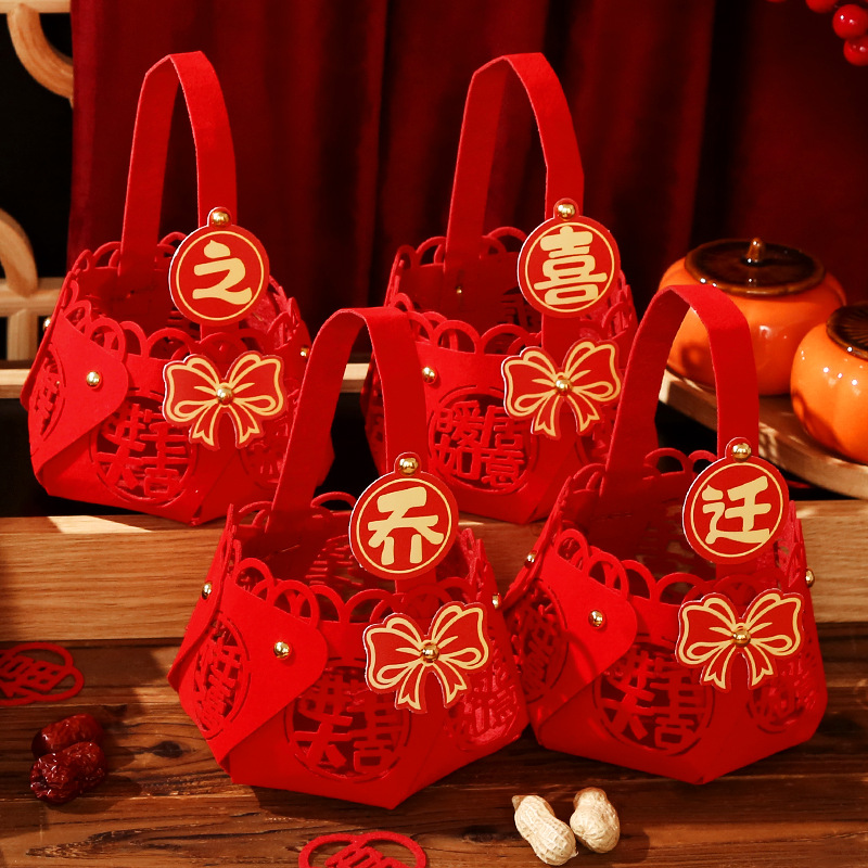 속이 빈 집들이 손바구니