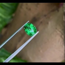 2.13ct 沙弗莱石裸石色彩明亮火彩璀璨天然宝石首饰绿色彩宝石