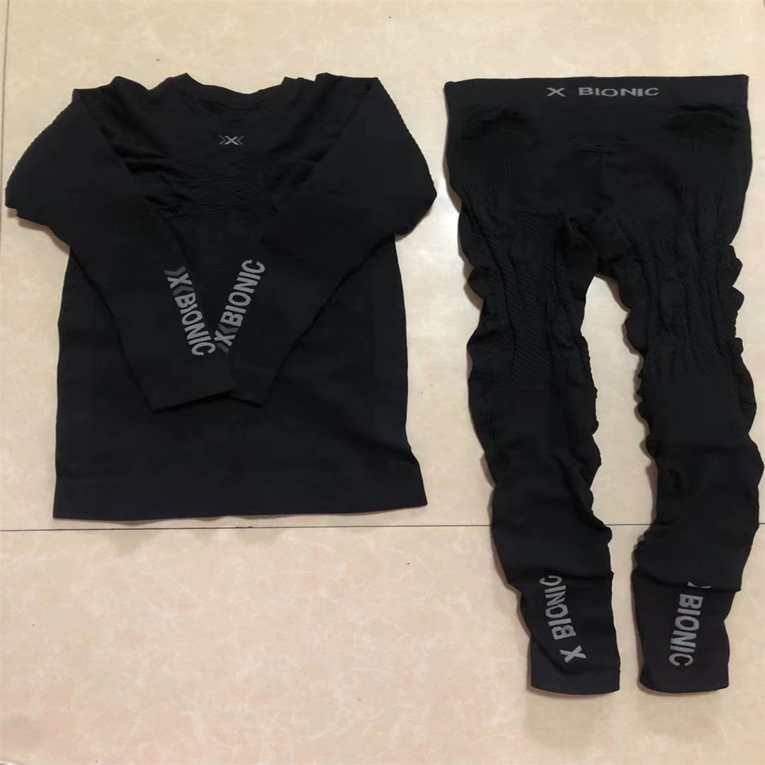 X新4.0集はスポーツスキー運動の保温を強化して汗を流します。