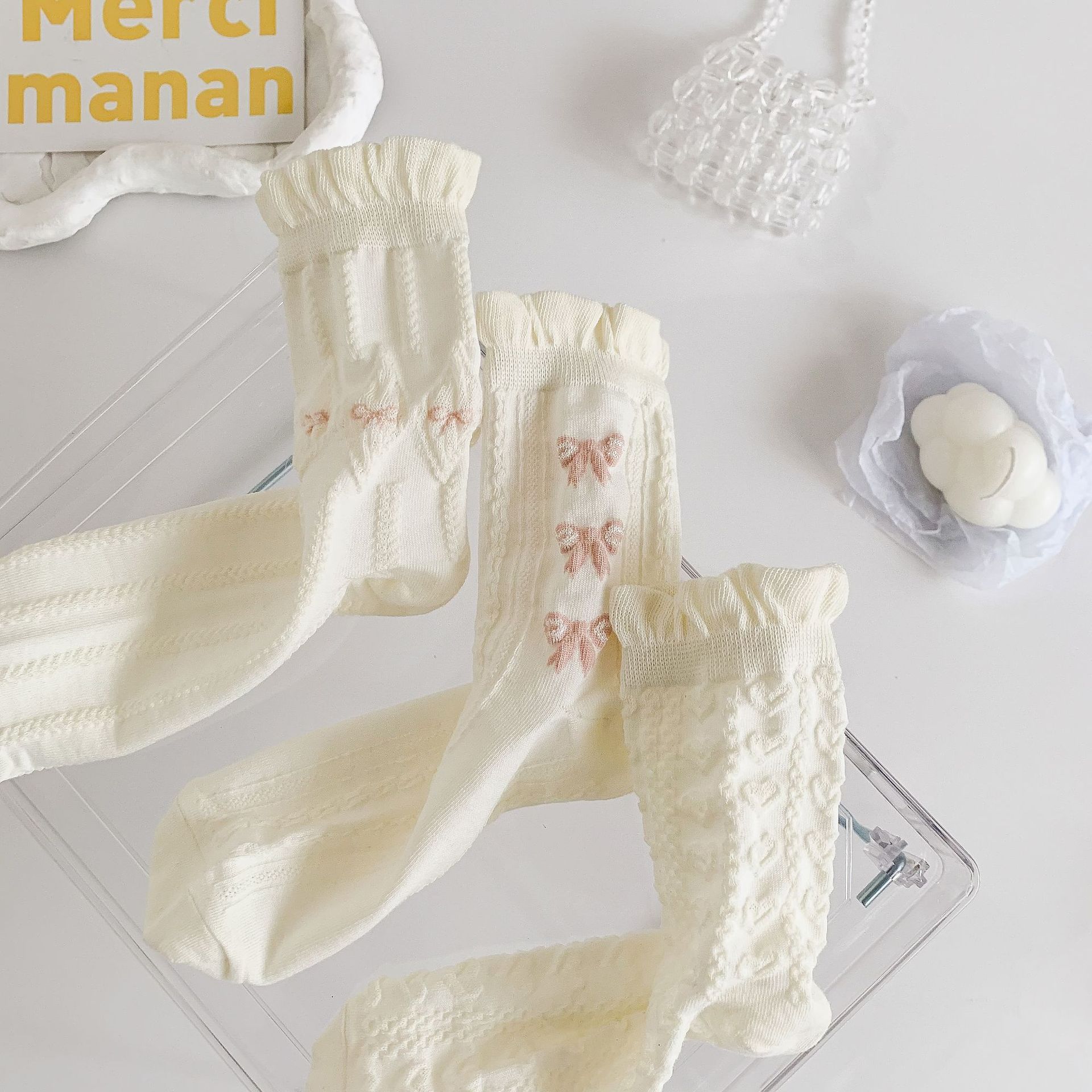 Frau Einfacher Stil Bogenknoten Nylon Baumwolle Crew Socken Ein Paar display picture 13