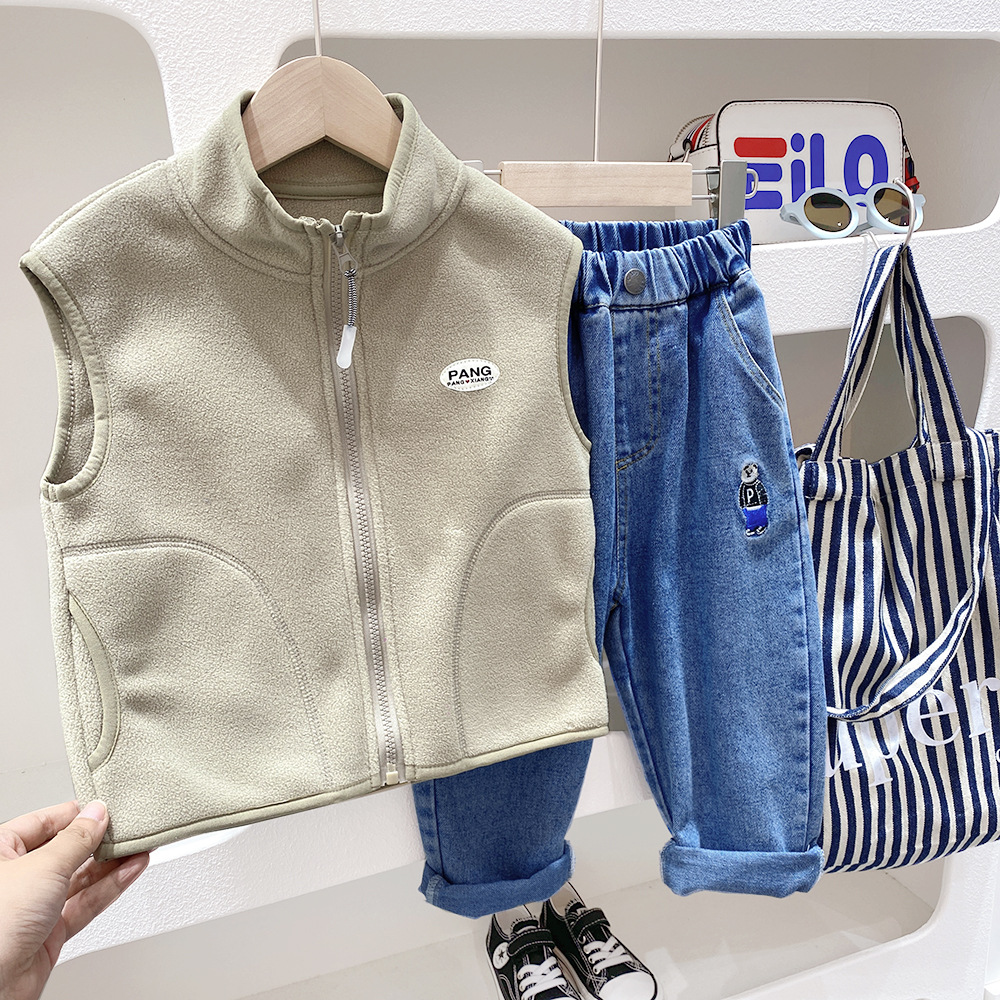 Chaleco DE LOS NIÑOS 2023 otoño nuevos muchachos primavera y otoño estilo coreano polar con capucha chaleco niños desgaste exterior chaleco