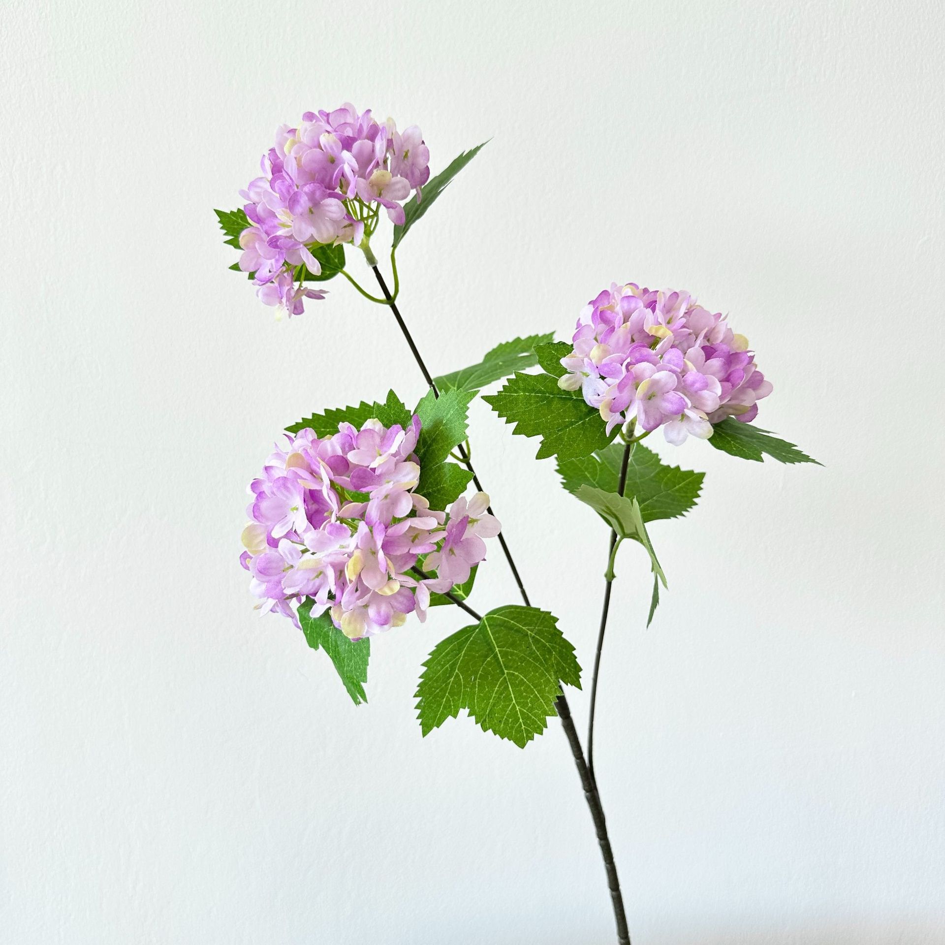 Hortensia de madera morada de 3 cabezas