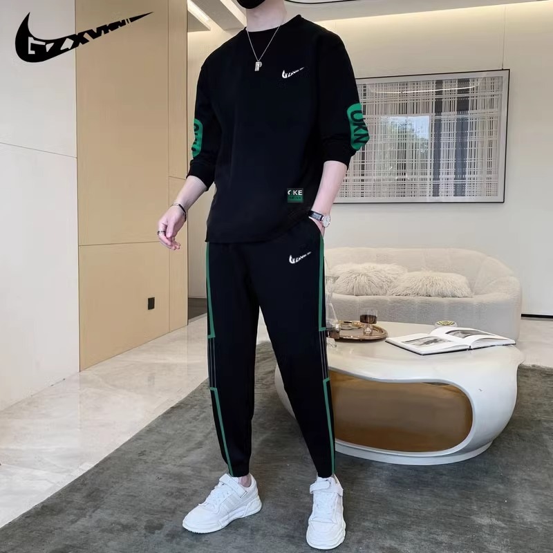 Men's sports suit