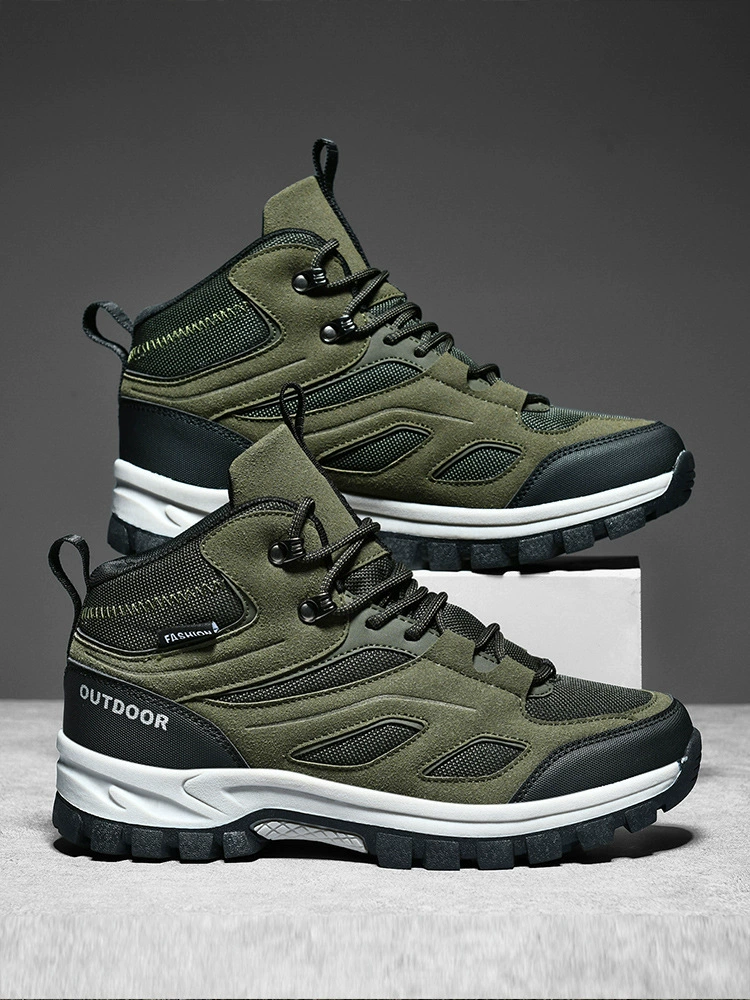 Climbing high sports shoes for training for camping