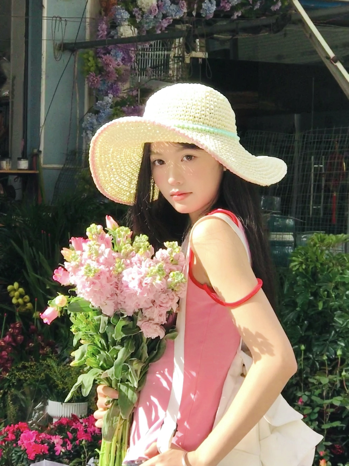 Sombrero de paja con ala grande, estilo pastoral para mujer, sombrero de pescador de paja dulce y versátil, la circunferencia de la cabeza grande muestra la cara, pequeño sombrero de protección solar