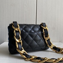 ��Ƥ��Ƥ���朗l�� �μ�� Ůʿ������Ҹ�°���С̖����С���