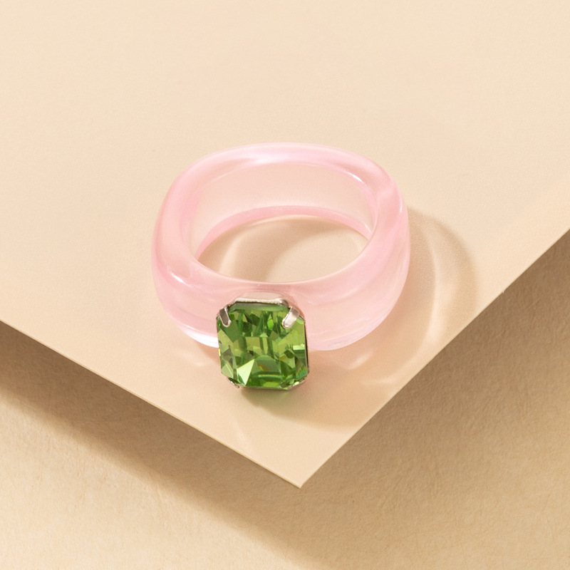 Simple Fashion Transparent Acrylic Resin French Retro Wind Creative Diamond Ring display picture 8