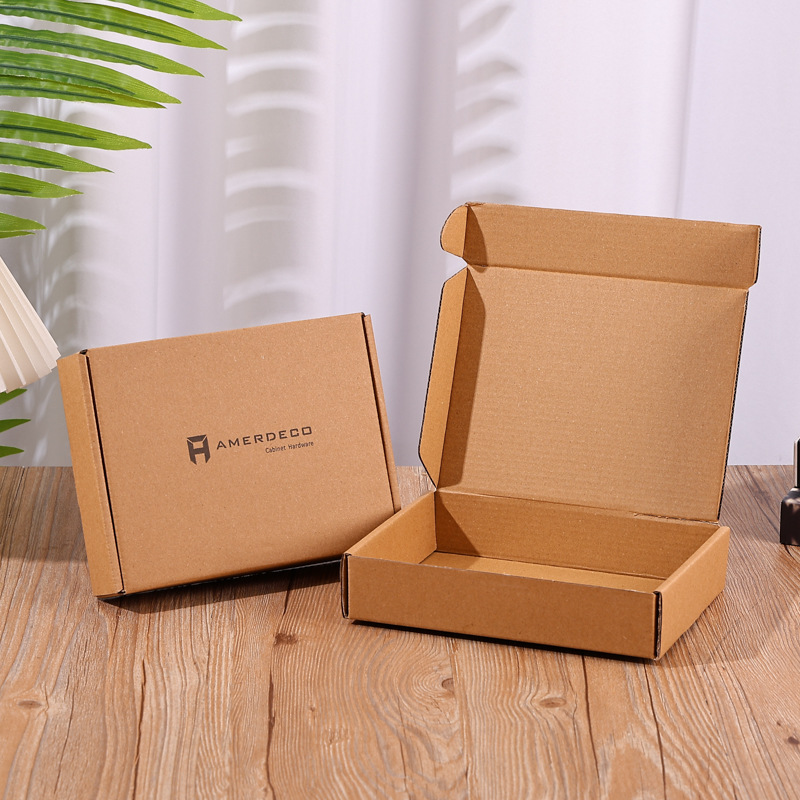 彩印飞机盒牛皮纸盒定制加厚防压衣服数码手机瓦楞电商快递打包盒