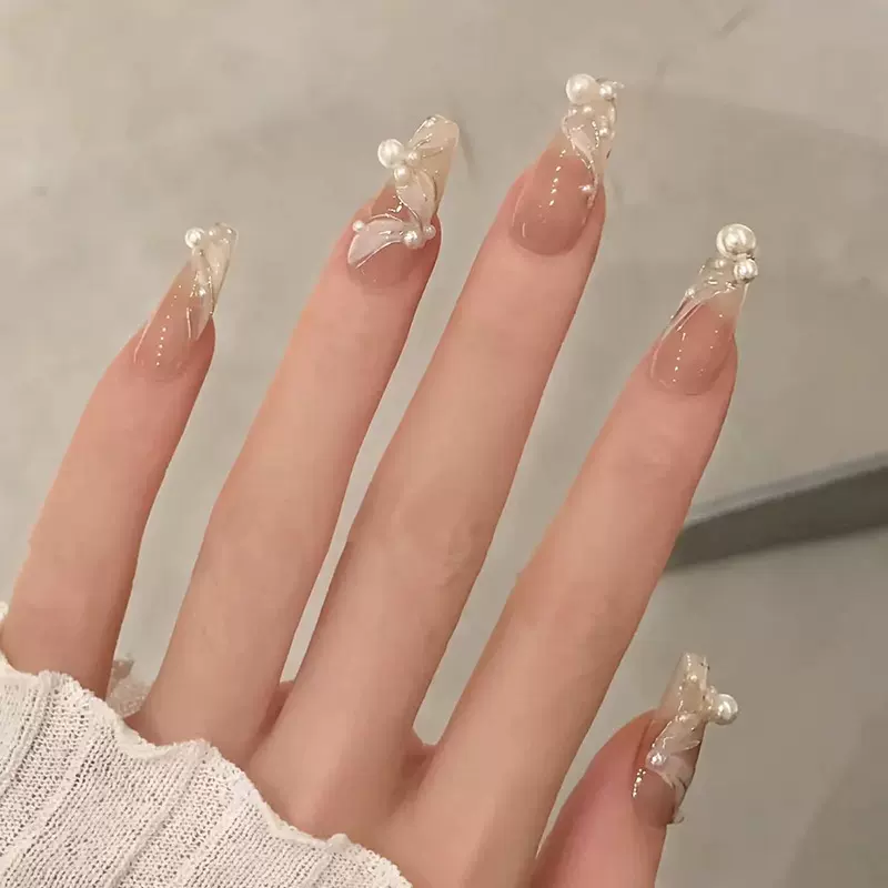 钻款穿戴甲成品假指甲批发厂家直销爆款美甲片纯真少女显白冰透