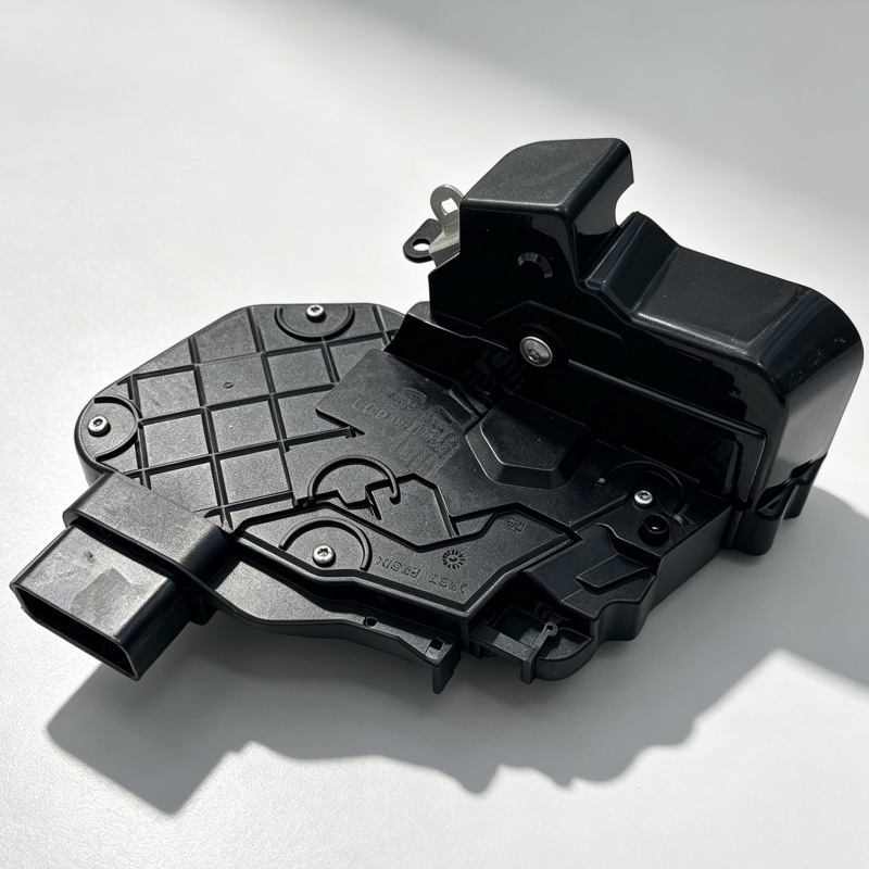LR011275 is suitable for Land Rover Range Rover door lock motor, central door lock, and door lock for the 2009-2016 Discovery 4